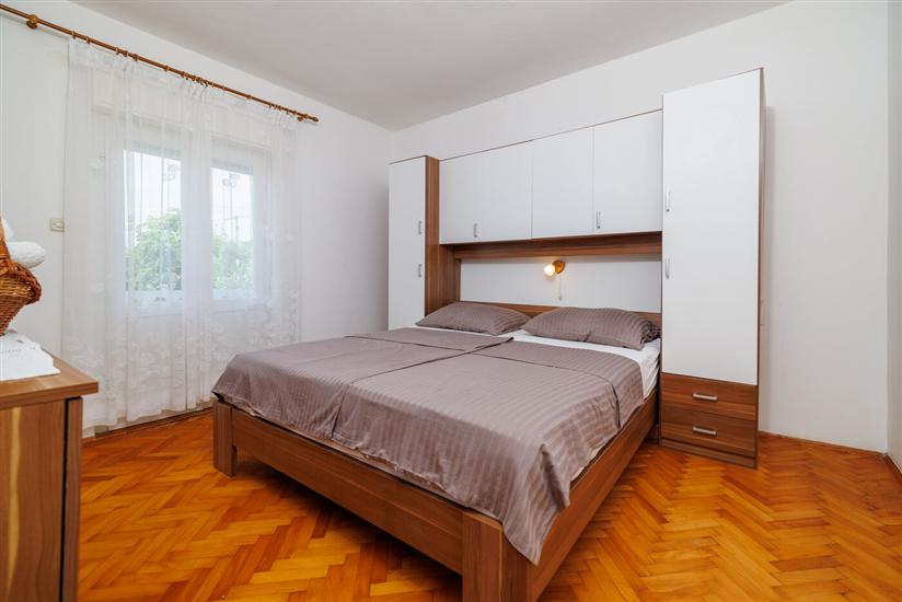 Apartment A2, for 3 persons