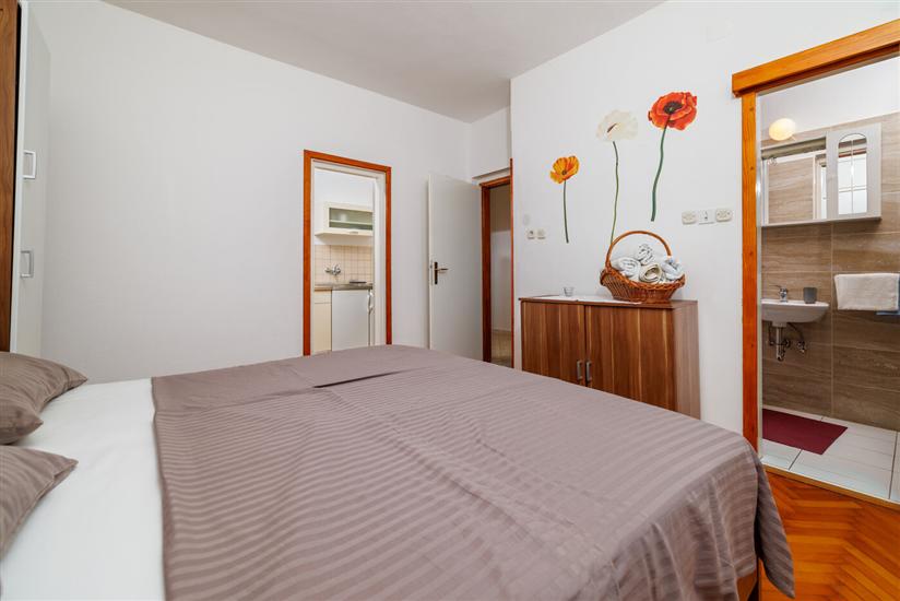 Apartment A2, for 3 persons