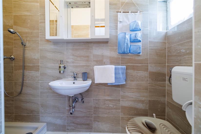 Apartment A2, for 3 persons