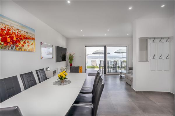 House K1, for 8 persons