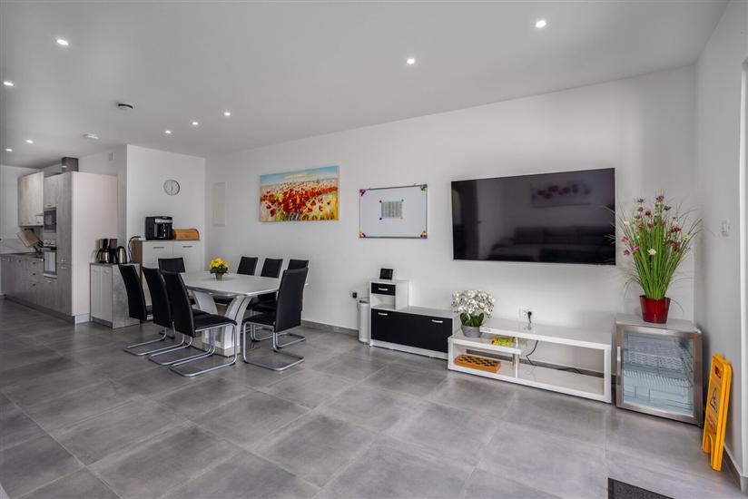 House K1, for 8 persons