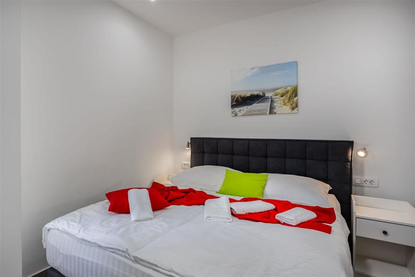 House K1, for 8 persons