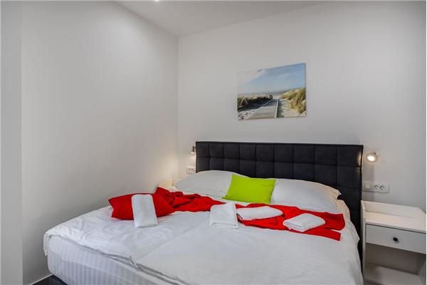 House K1, for 8 persons