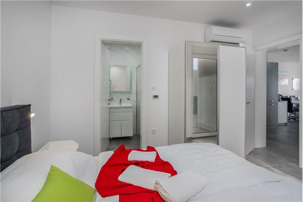 House K1, for 8 persons