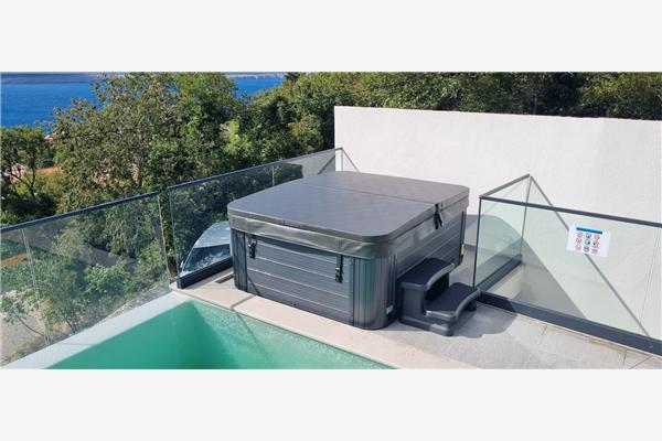 House K1, for 8 persons