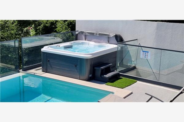 House K1, for 8 persons