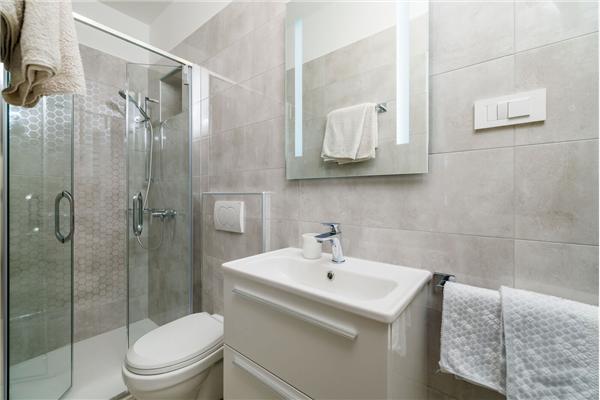 Room S1, for 2 persons