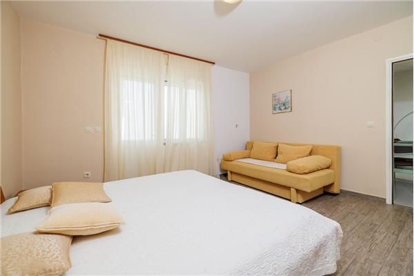 Apartment A2, for 4 persons
