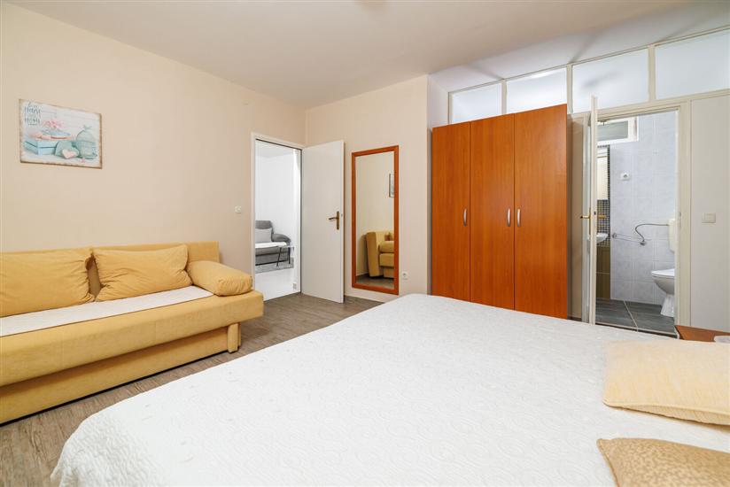 Apartment A2, for 4 persons