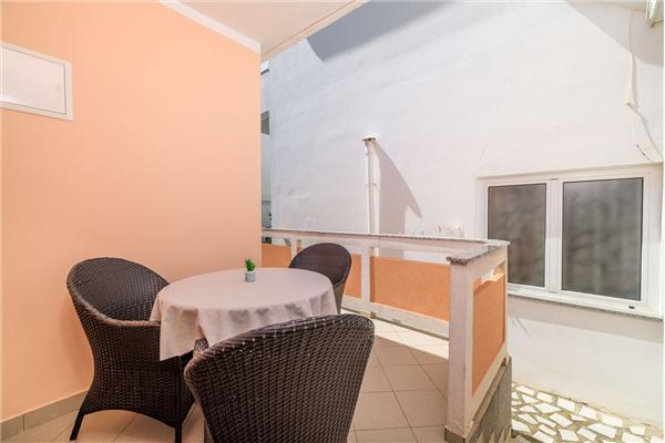 Apartment A2, for 4 persons