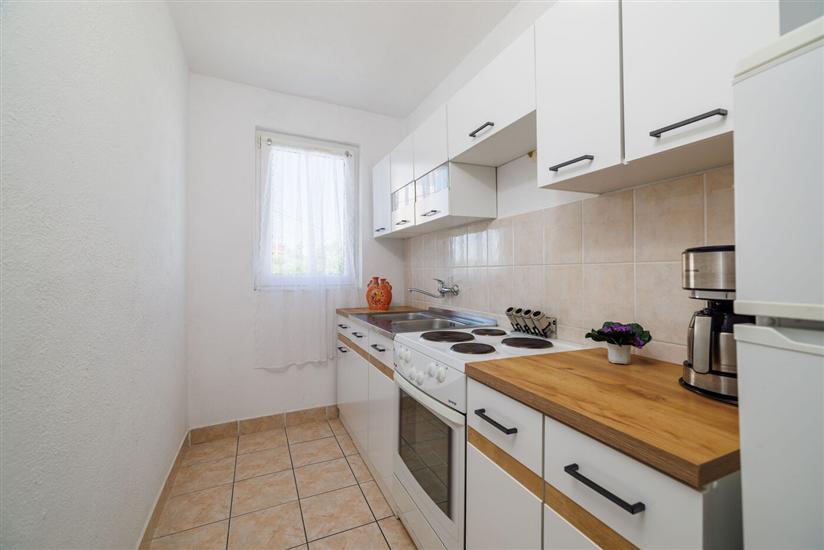 Apartment A1, for 6 persons