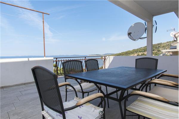 Apartment A3, for 6 persons