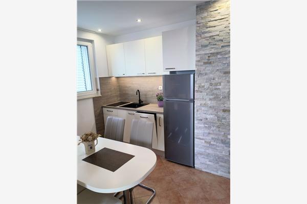 Apartment A2, for 3 persons