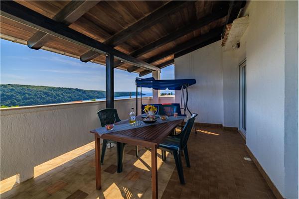 Apartment A1, for 5 persons