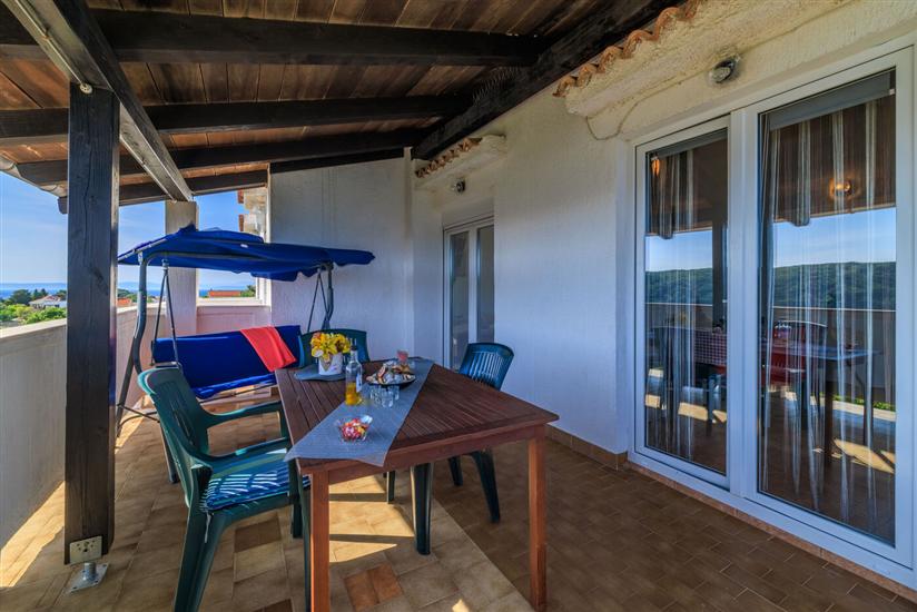 Apartment A1, for 5 persons