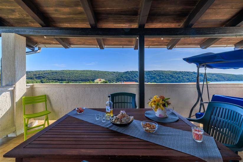 Apartment A1, for 5 persons