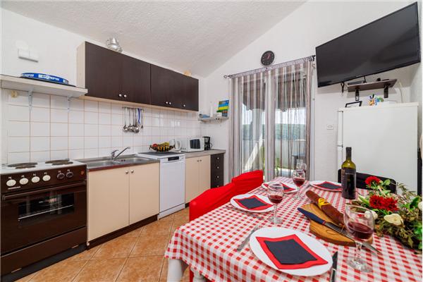 Apartment A1, for 5 persons