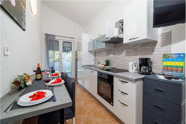 Apartment A2, for 5 persons