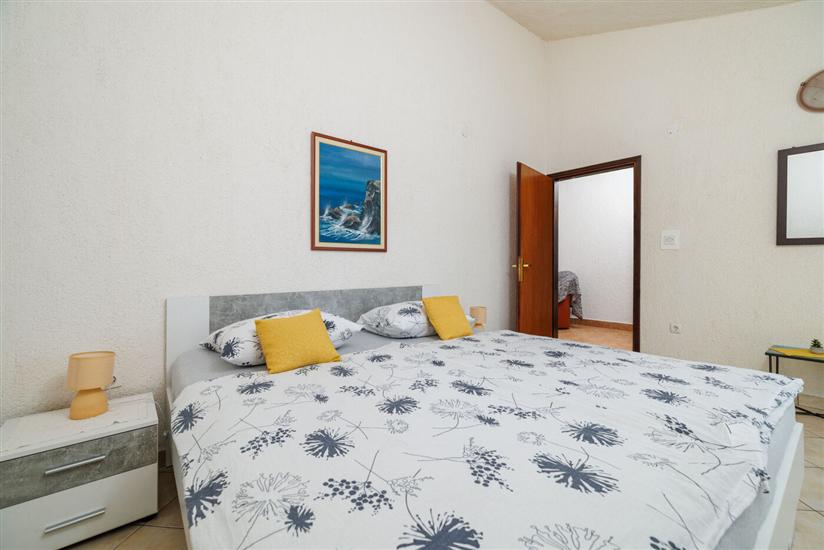 Apartment A2, for 5 persons