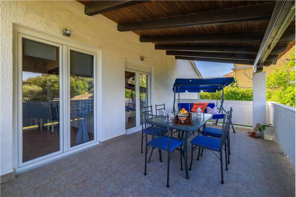 Apartment A2, for 5 persons