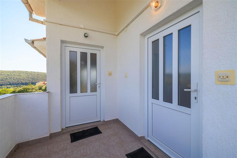 Apartment A2, for 5 persons