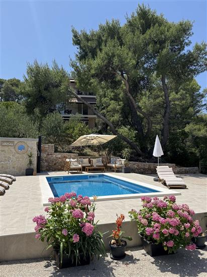 Apartments and Room Villa Makaj