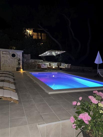 Apartments and Room Villa Makaj