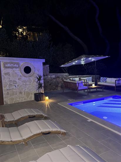 Apartments and Room Villa Makaj