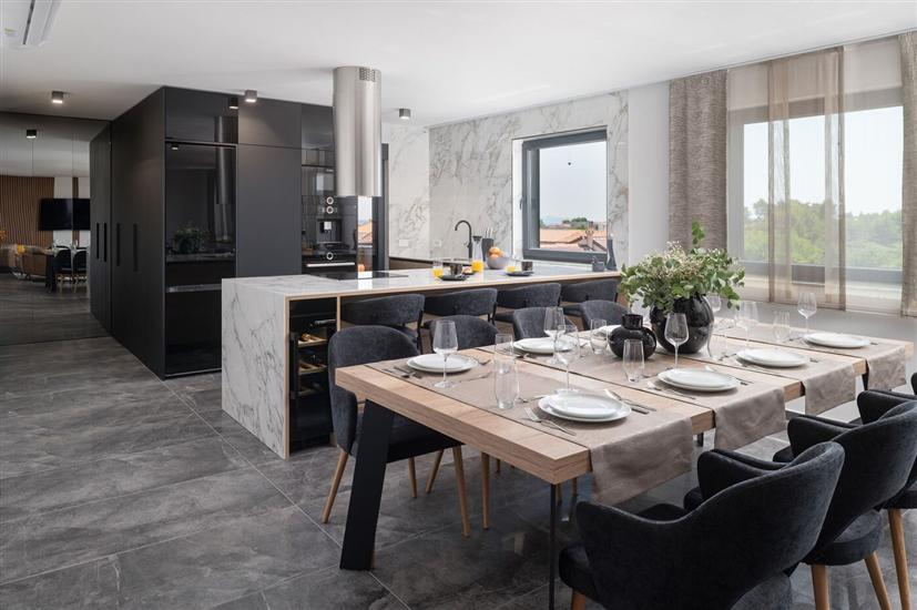 Apartment A1, for 5 persons