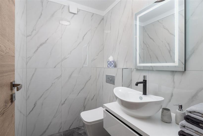 Apartment A1, for 5 persons