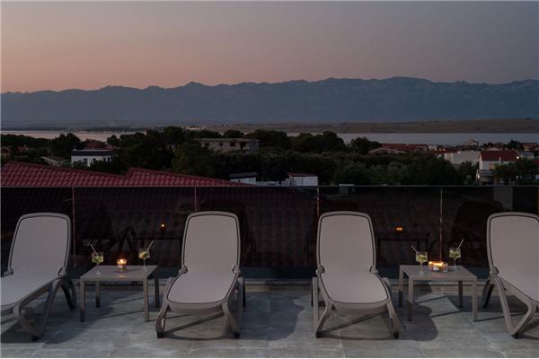 Apartment A1, for 5 persons