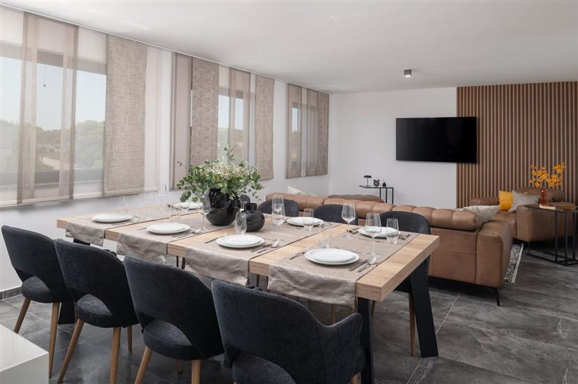 Apartment A1, for 5 persons