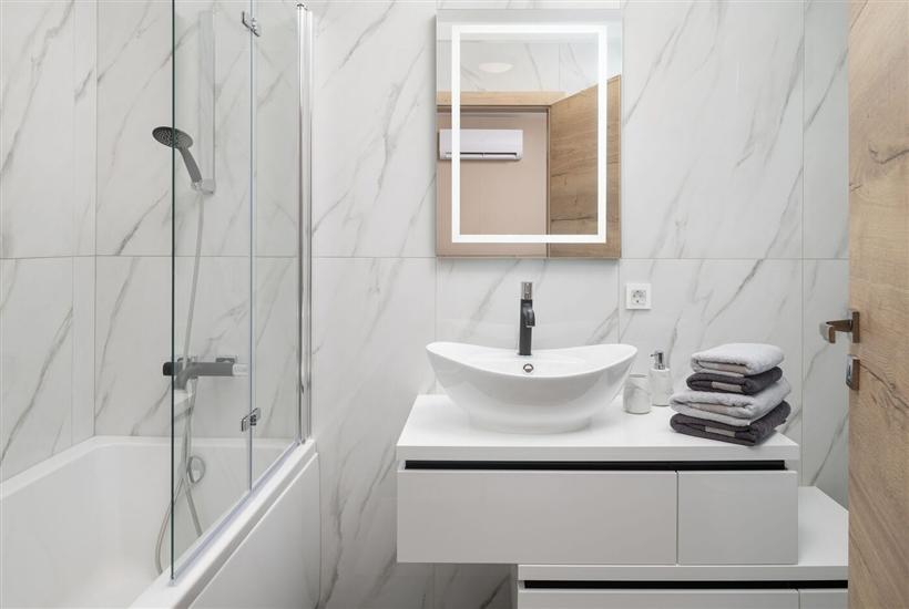 Apartment A1, for 5 persons