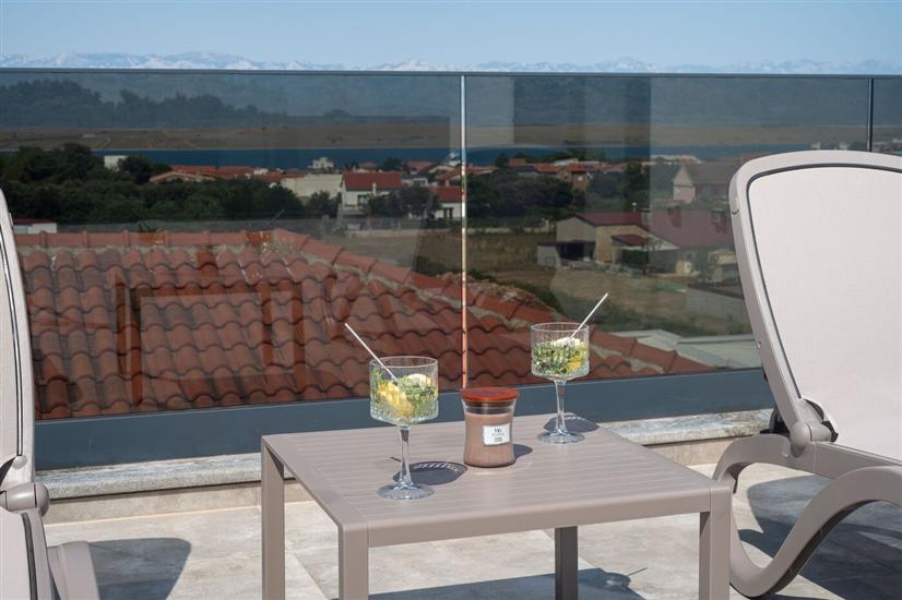 Apartment A1, for 5 persons