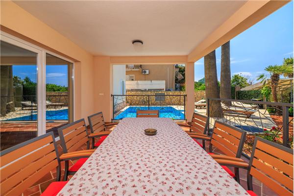 House K1, for 8 persons