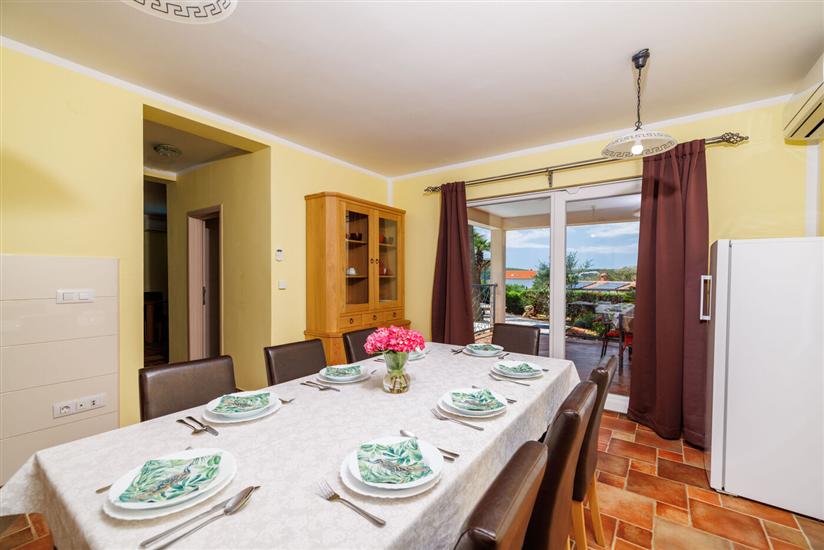 House K1, for 8 persons