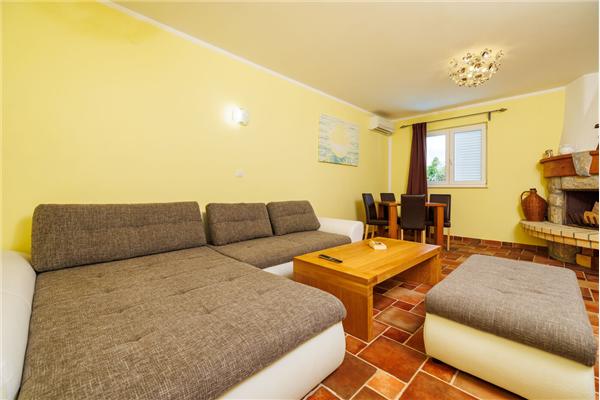 House K1, for 8 persons