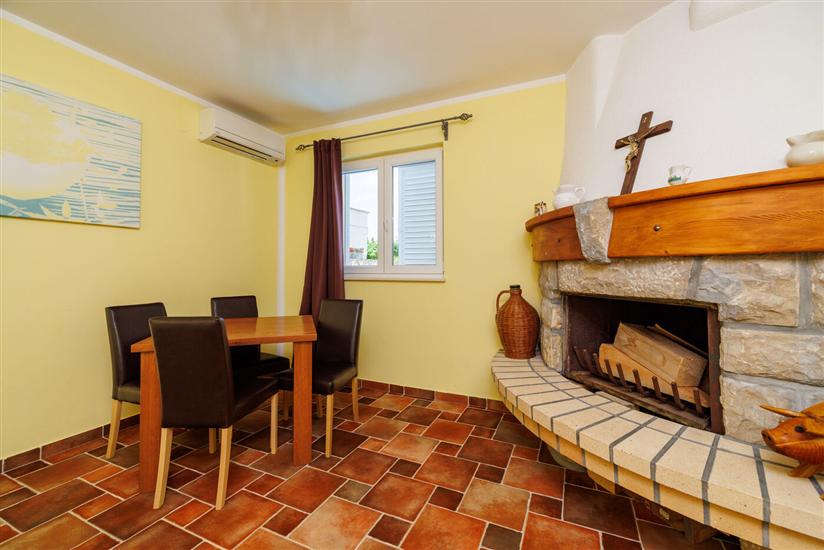 House K1, for 8 persons