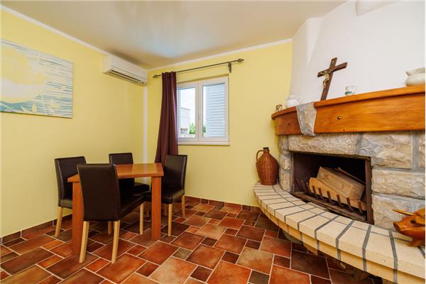 House K1, for 8 persons