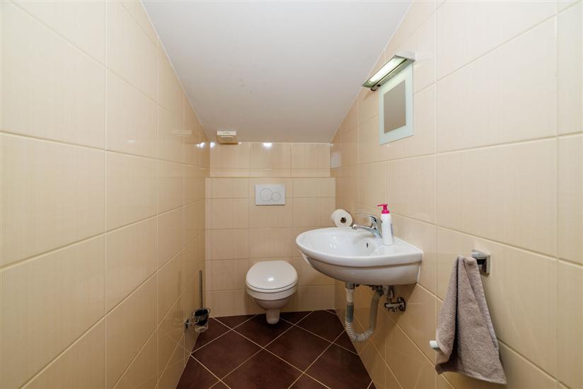 House K1, for 8 persons