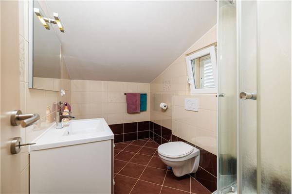 House K1, for 8 persons