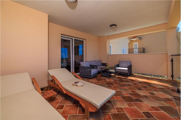 House K1, for 8 persons