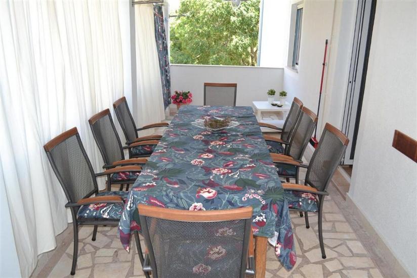 Apartment A2, for 7 persons