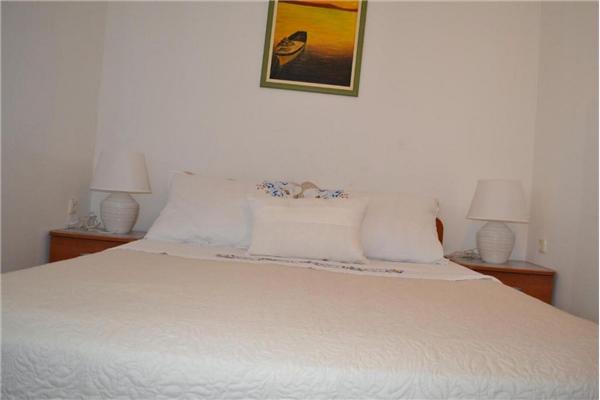 Apartment A2, for 7 persons