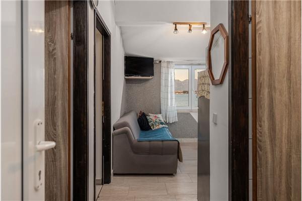 Apartment A2, for 6 persons