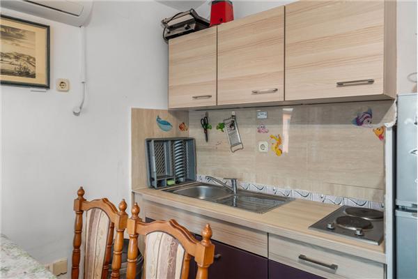 Apartment A2, for 6 persons