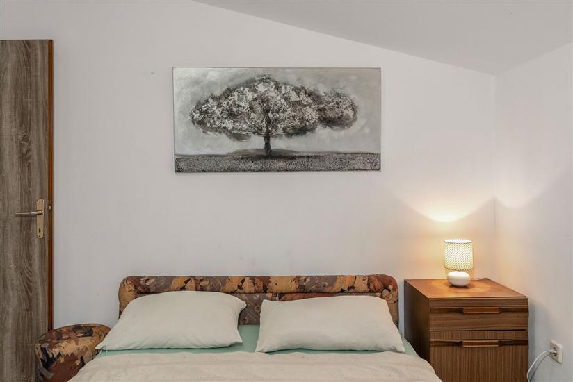 Apartment A2, for 6 persons