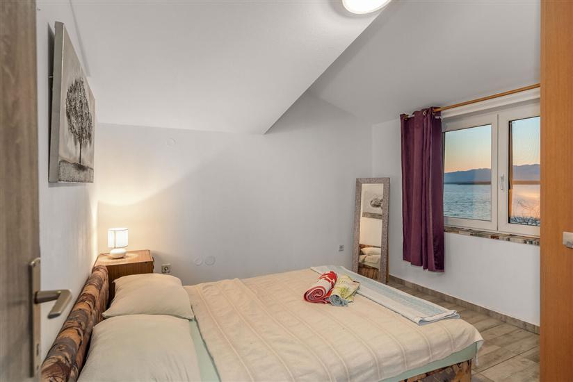 Apartment A2, for 6 persons