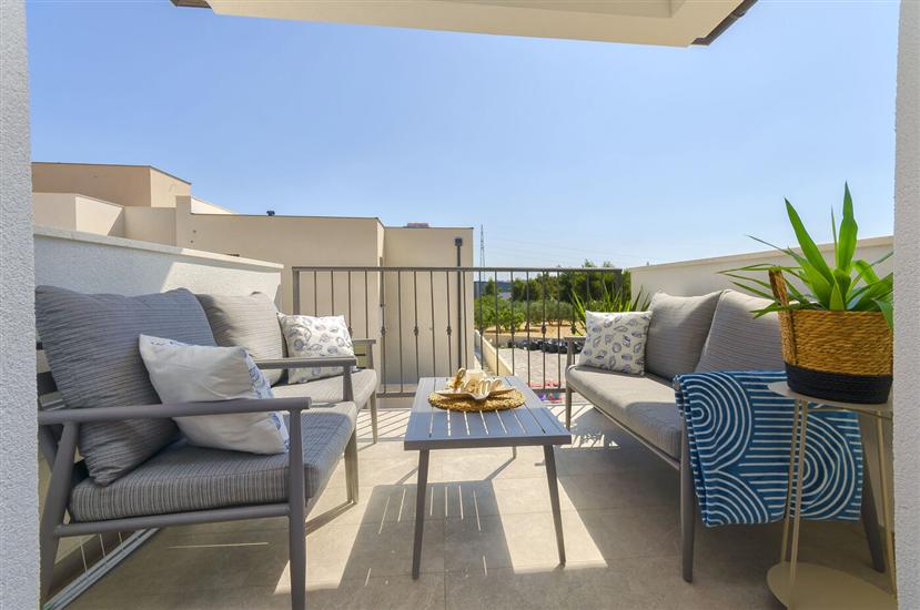 Apartment A2, for 6 persons