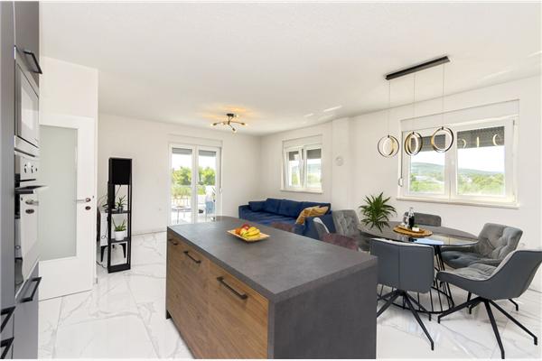 Apartman A2, na 6 osebe